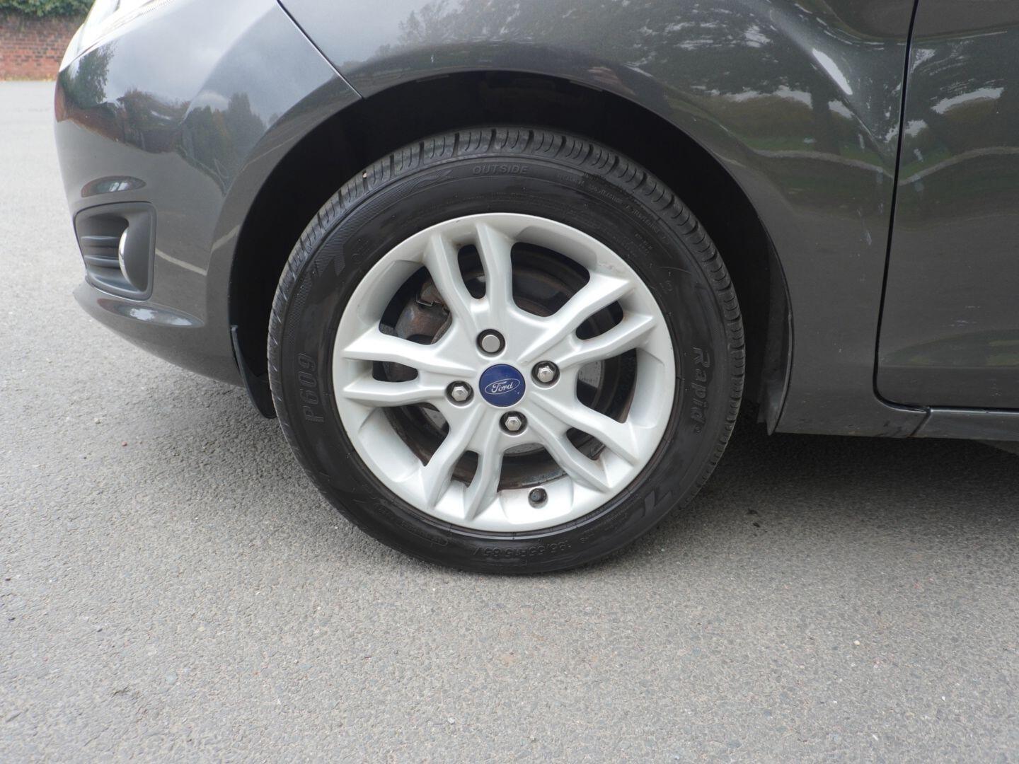 Used Ford Fiesta 2016 for sale - 76310086: Photo 42