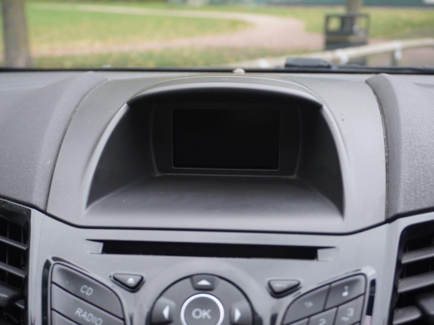 Used Ford Fiesta 2016 for sale - 76310086: Photo 44