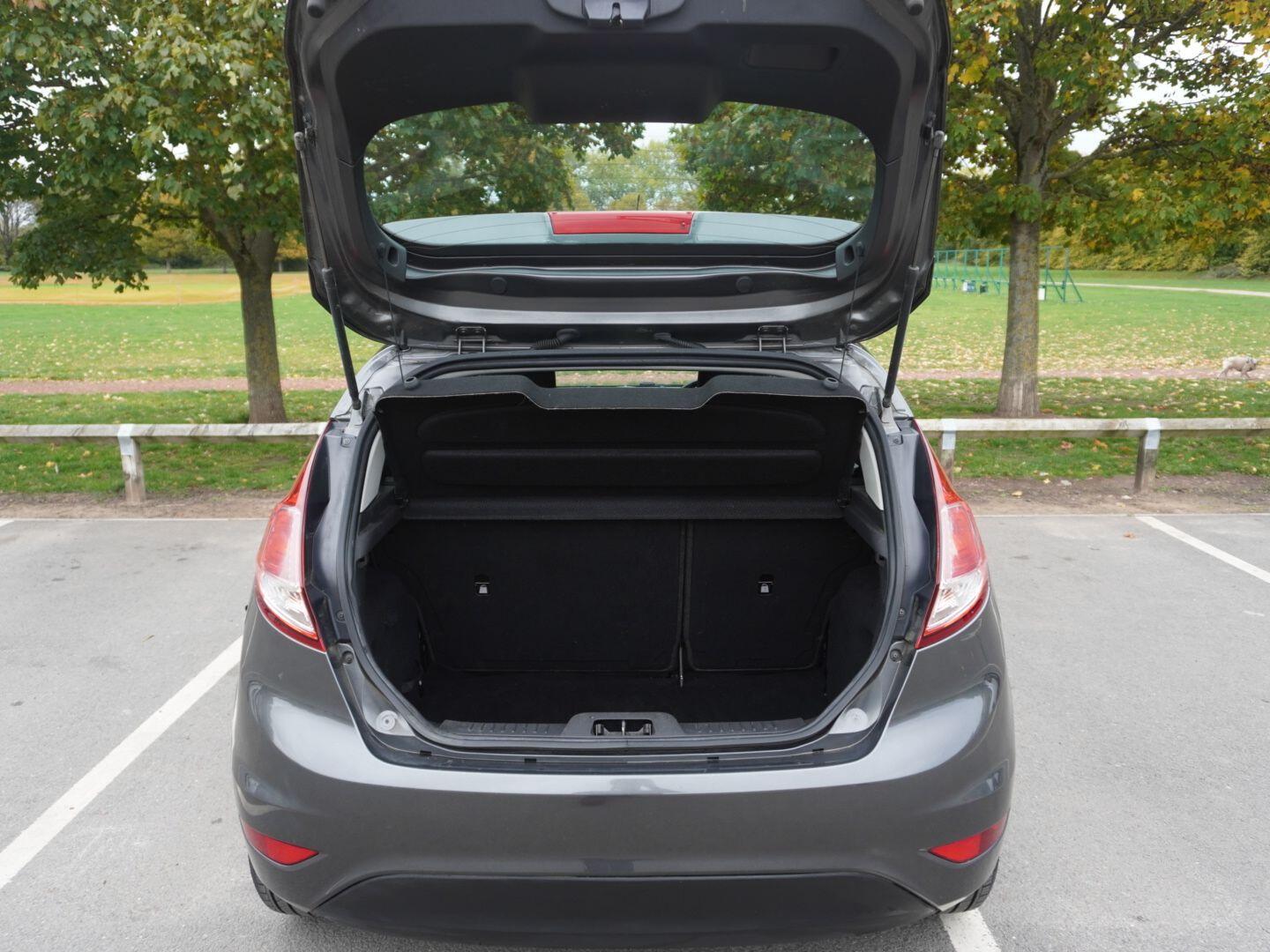 Used Ford Fiesta 2016 for sale - 76310086: Photo 47