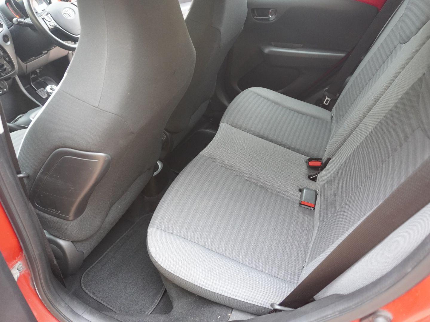 Used Toyota AYGO 2018 for sale - 76310058: Photo 15