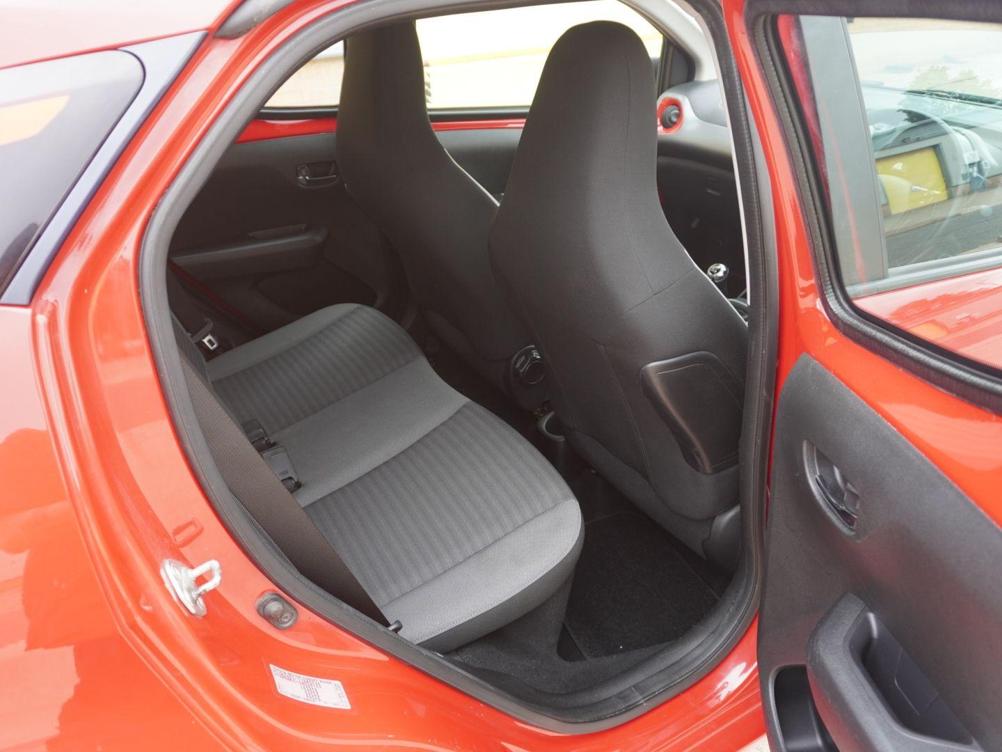 Used Toyota AYGO 2018 for sale - 76310058: Photo 17