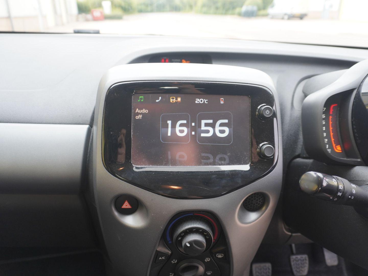 Used Toyota AYGO 2018 for sale - 76310058: Photo 28