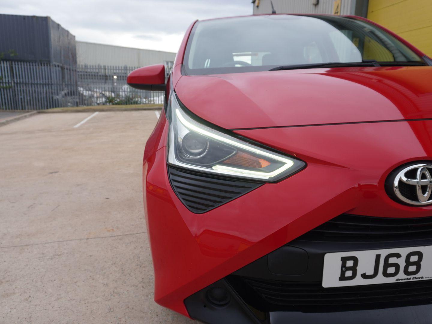 Used Toyota AYGO 2018 for sale - 76310058: Photo 36