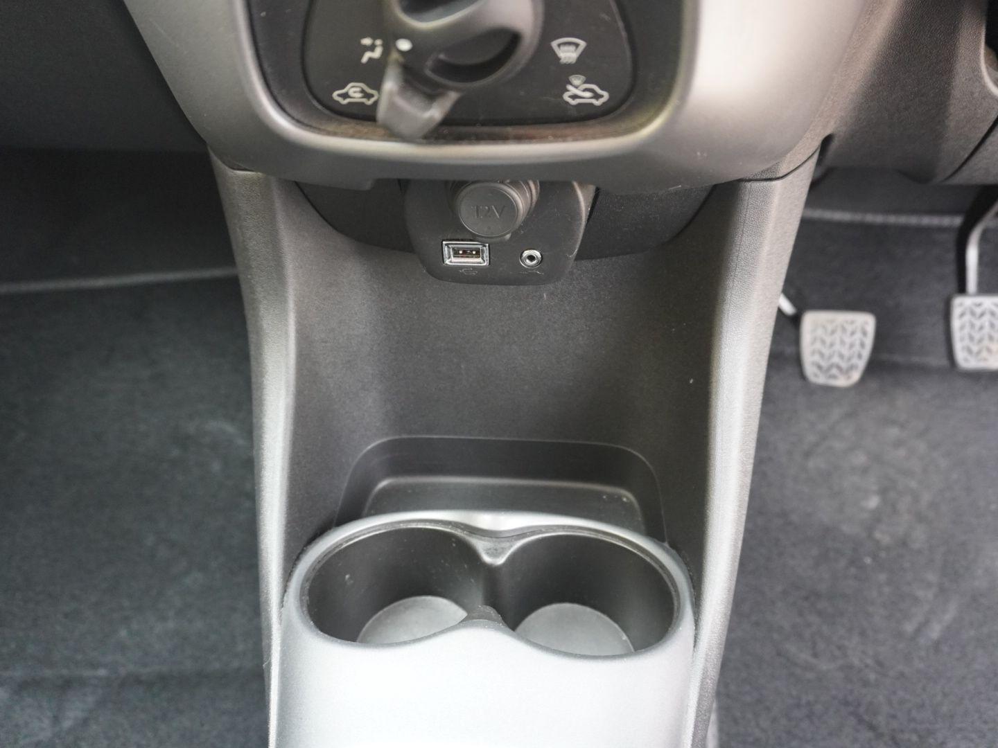 Used Toyota AYGO 2018 for sale - 76310058: Photo 41