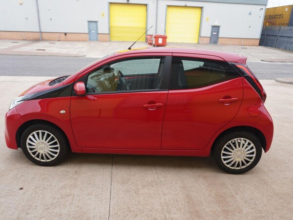 Used Toyota AYGO 2018 for sale - 76310058: Photo 6