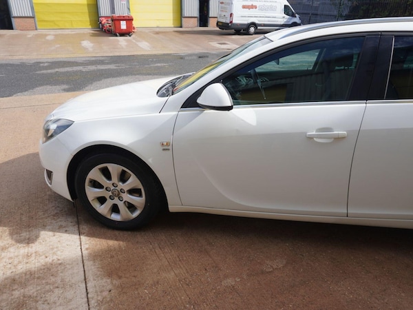 Used Vauxhall Insignia 2015 for sale - 76310061: Photo 11