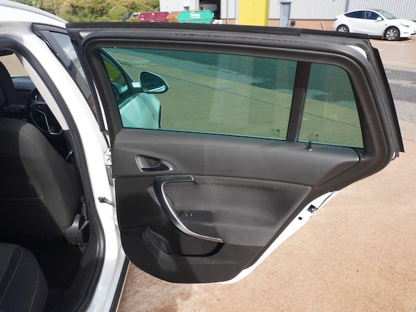 Used Vauxhall Insignia 2015 for sale - 76310061: Photo 26