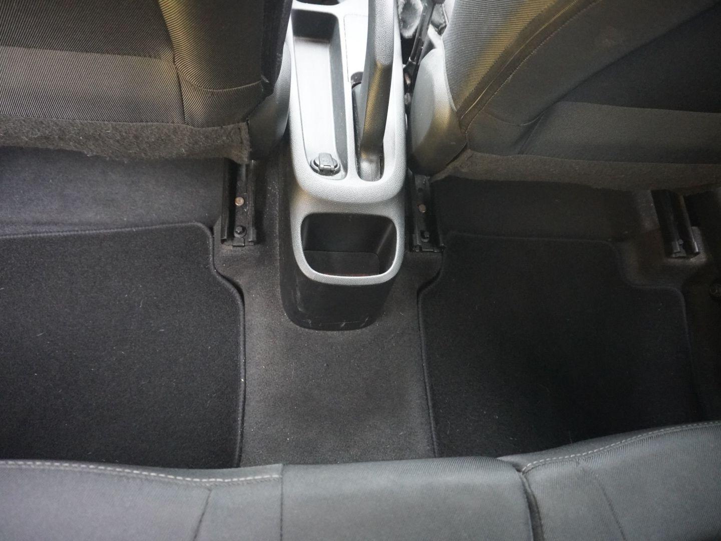 Used Hyundai i10 2017 for sale - 76310060: Photo 15