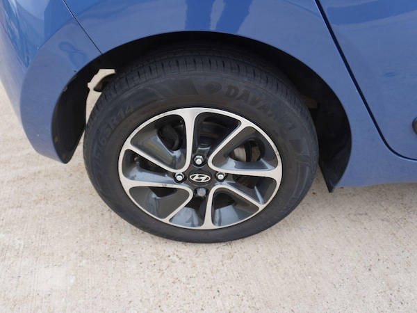 Used Hyundai i10 2017 for sale - 76310060: Photo 26