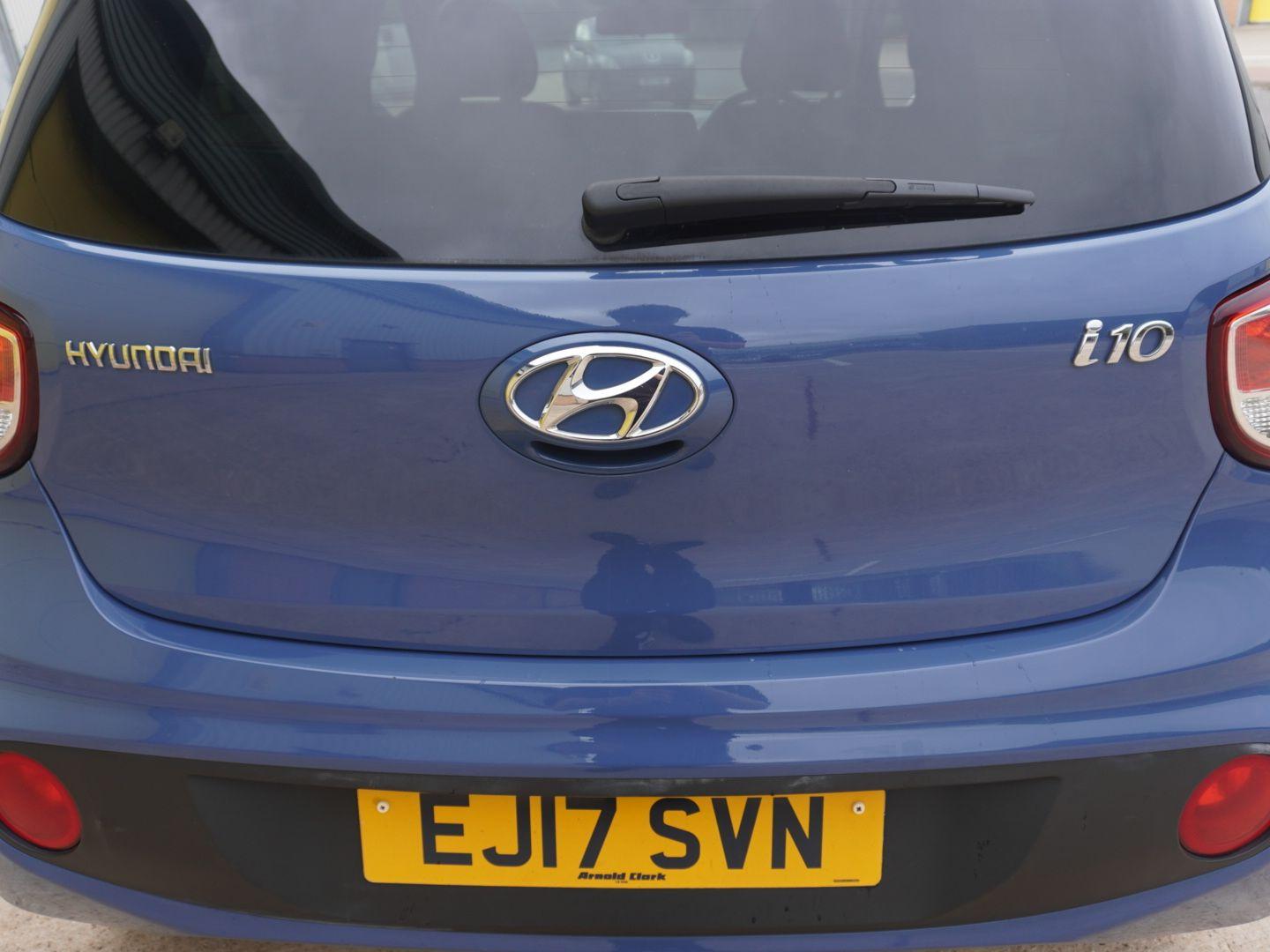 Used Hyundai i10 2017 for sale - 76310060: Photo 9