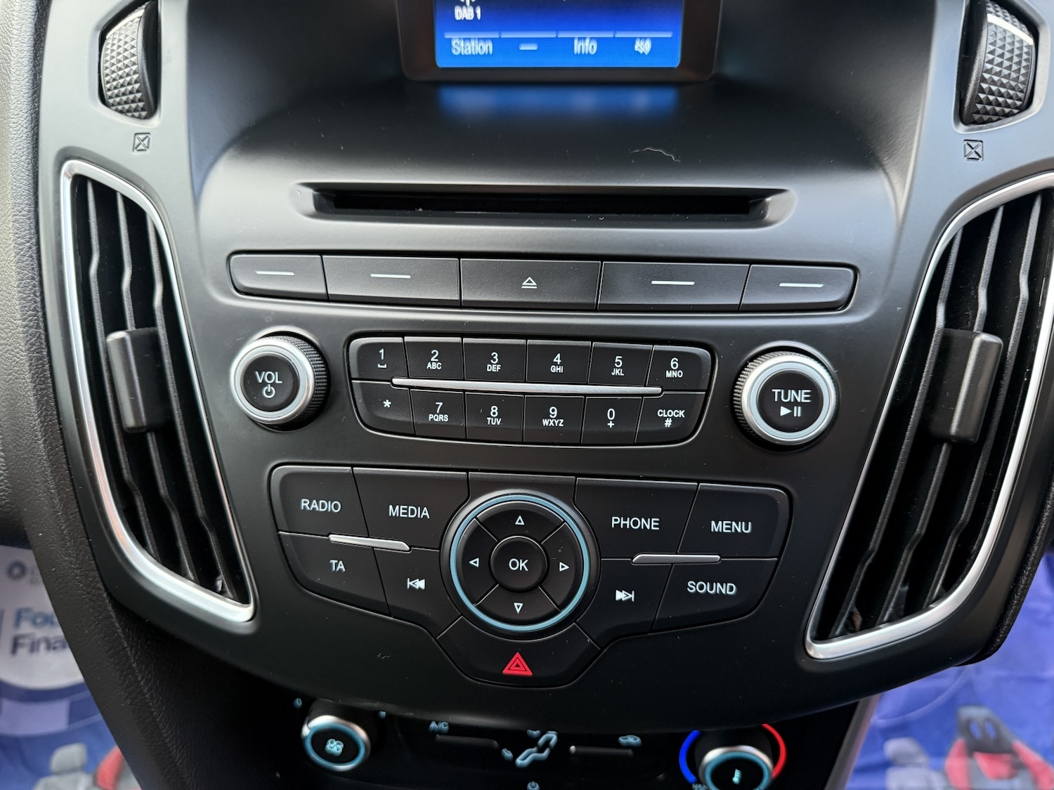 Used Ford Focus 2015 for sale - 77370588: Photo 9