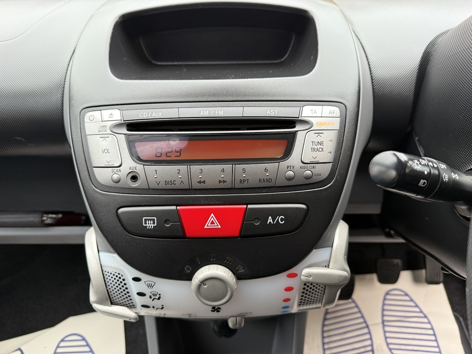 Used Citroen C1 2011 for sale - 76305588: Photo 9