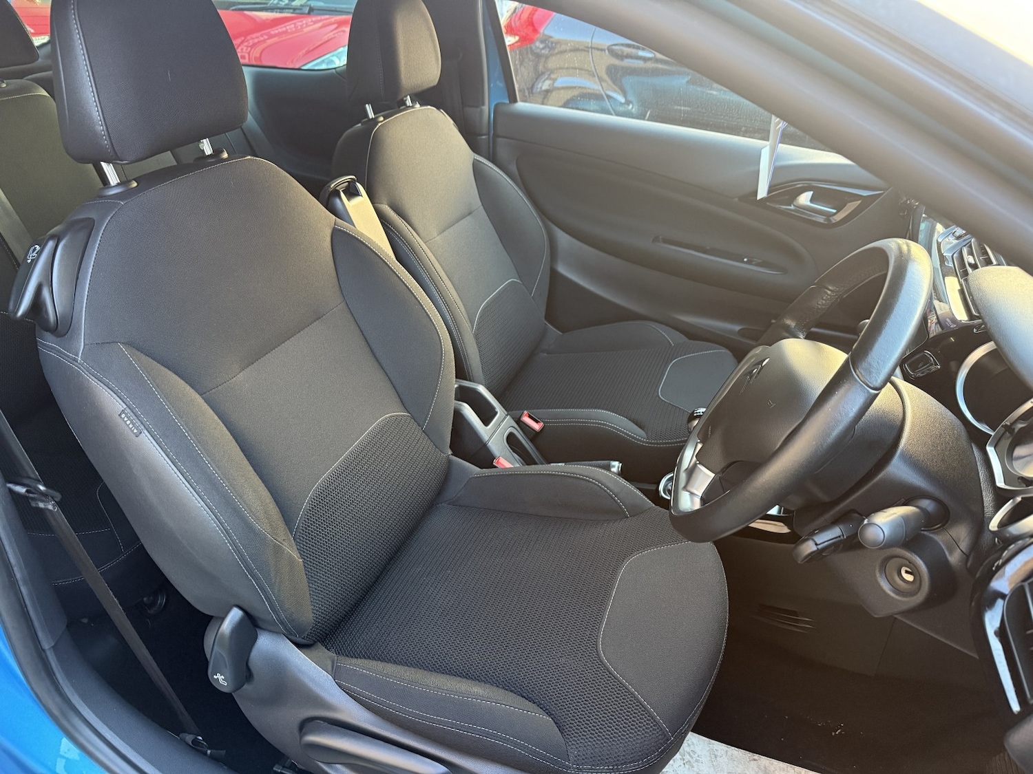 Used Citroen DS3 2014 for sale - 76817528: Photo 8