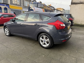 Used Ford Focus 2011 for sale - 77213499: Photo