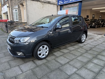 Used Dacia Sandero 2017 for sale - 76785065: Photo