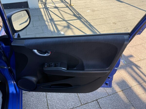 Used Honda Jazz 2011 for sale - 75650544: Photo 17