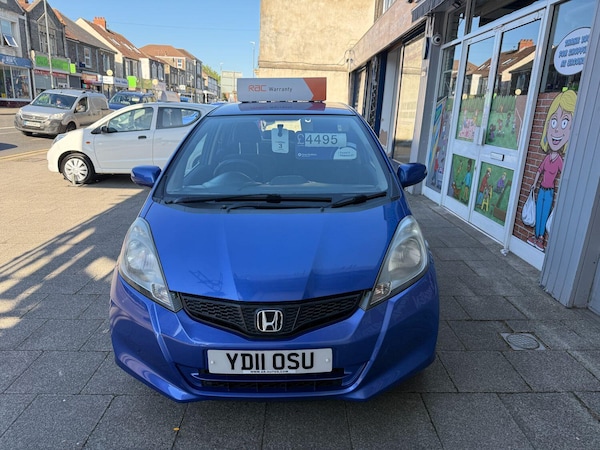 Used Honda Jazz 2011 for sale - 75650544: Photo 2