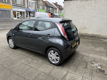 Used Toyota AYGO 2014 for sale - 75994549: Photo