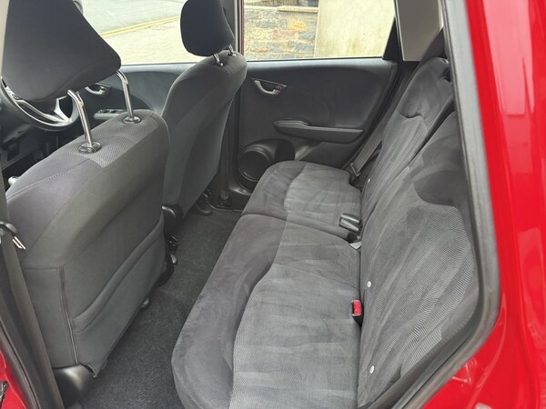 Used Honda Jazz 2009 for sale - 76305497: Photo 15