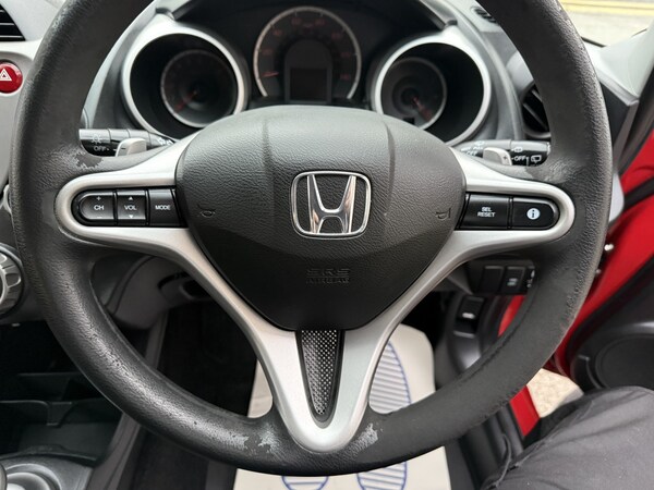 Used Honda Jazz 2009 for sale - 76305497: Photo 9