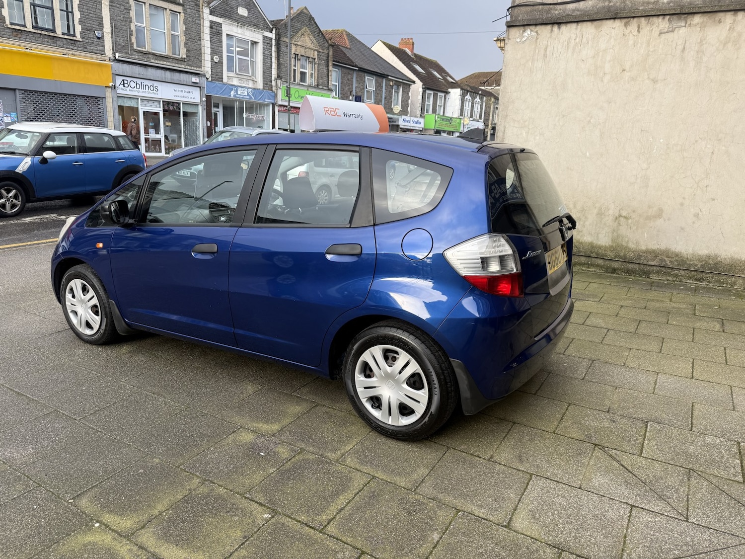 Used Honda Jazz 2010 for sale - 77668498: Photo 4