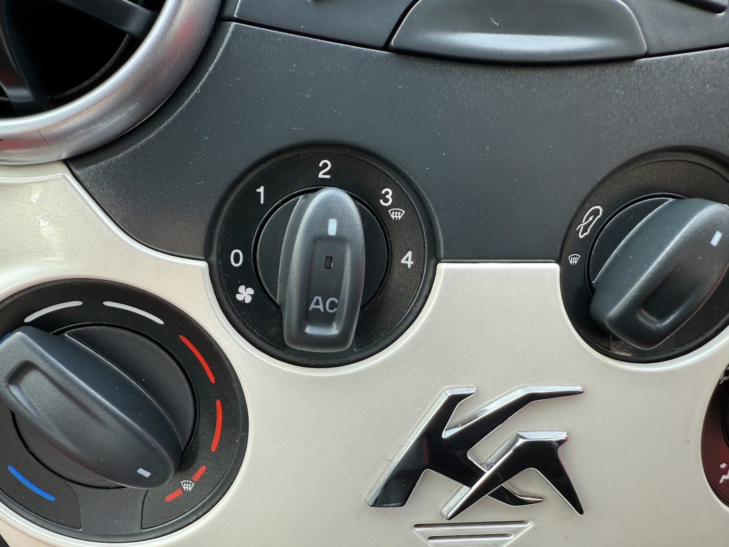 Used Ford Ka 2011 for sale - 76439872: Photo 10