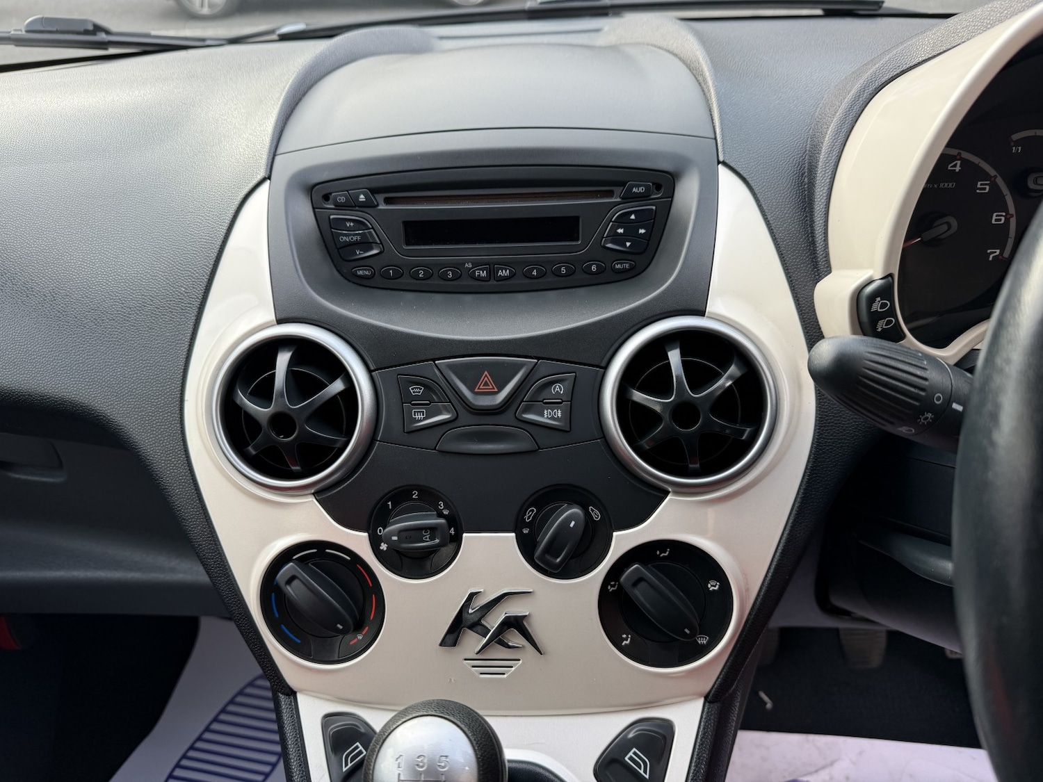 Used Ford Ka 2011 for sale - 76439872: Photo 9