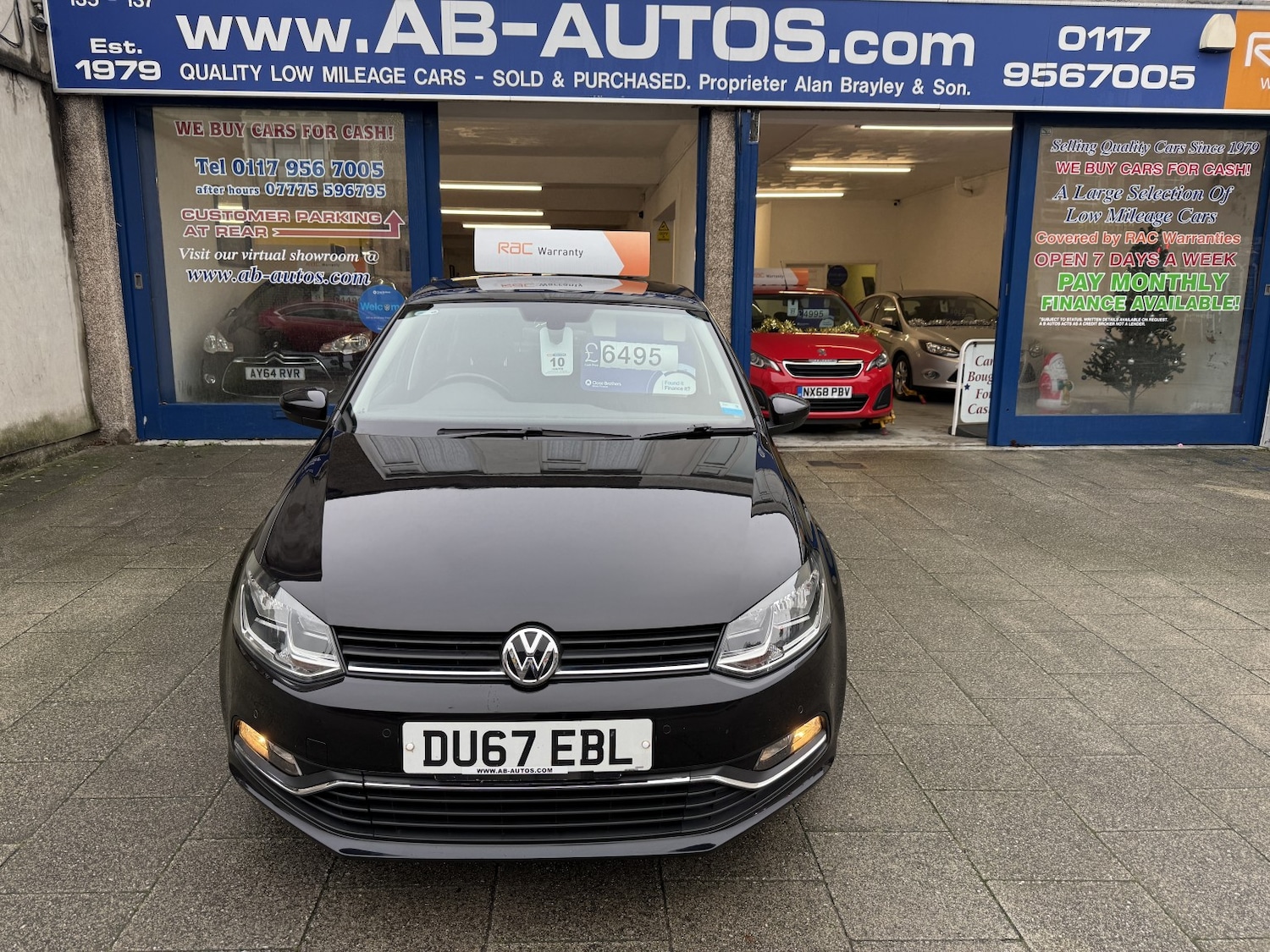 Used Volkswagen Polo 2017 for sale - 76821635: Photo 2