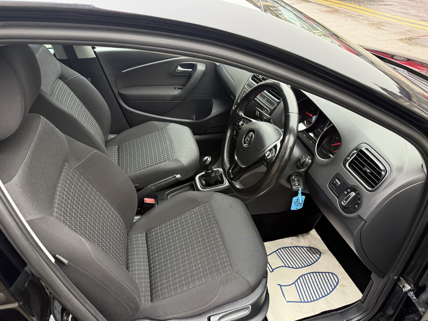 Used Volkswagen Polo 2017 for sale - 76821635: Photo 7