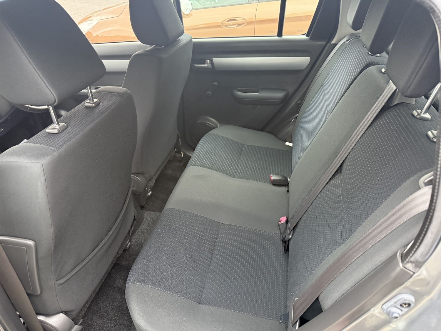 Used Suzuki Swift 2010 for sale - 76510964: Photo 15