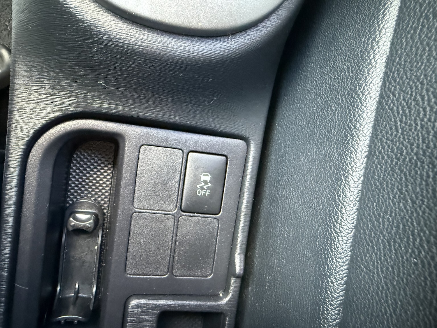 Used Toyota Yaris 2012 for sale - 76387343: Photo 13