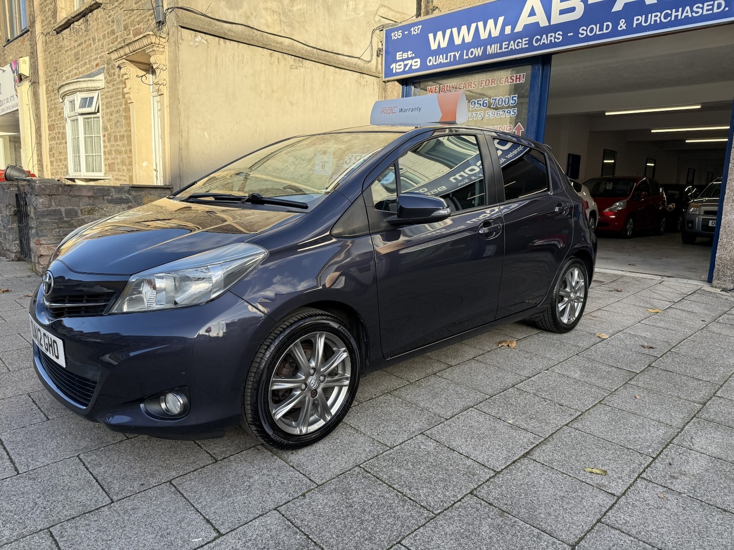 Used Toyota Yaris 2012 for sale - 76387343: Photo 3