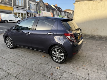 Used Toyota Yaris 2012 for sale - 76387343: Photo