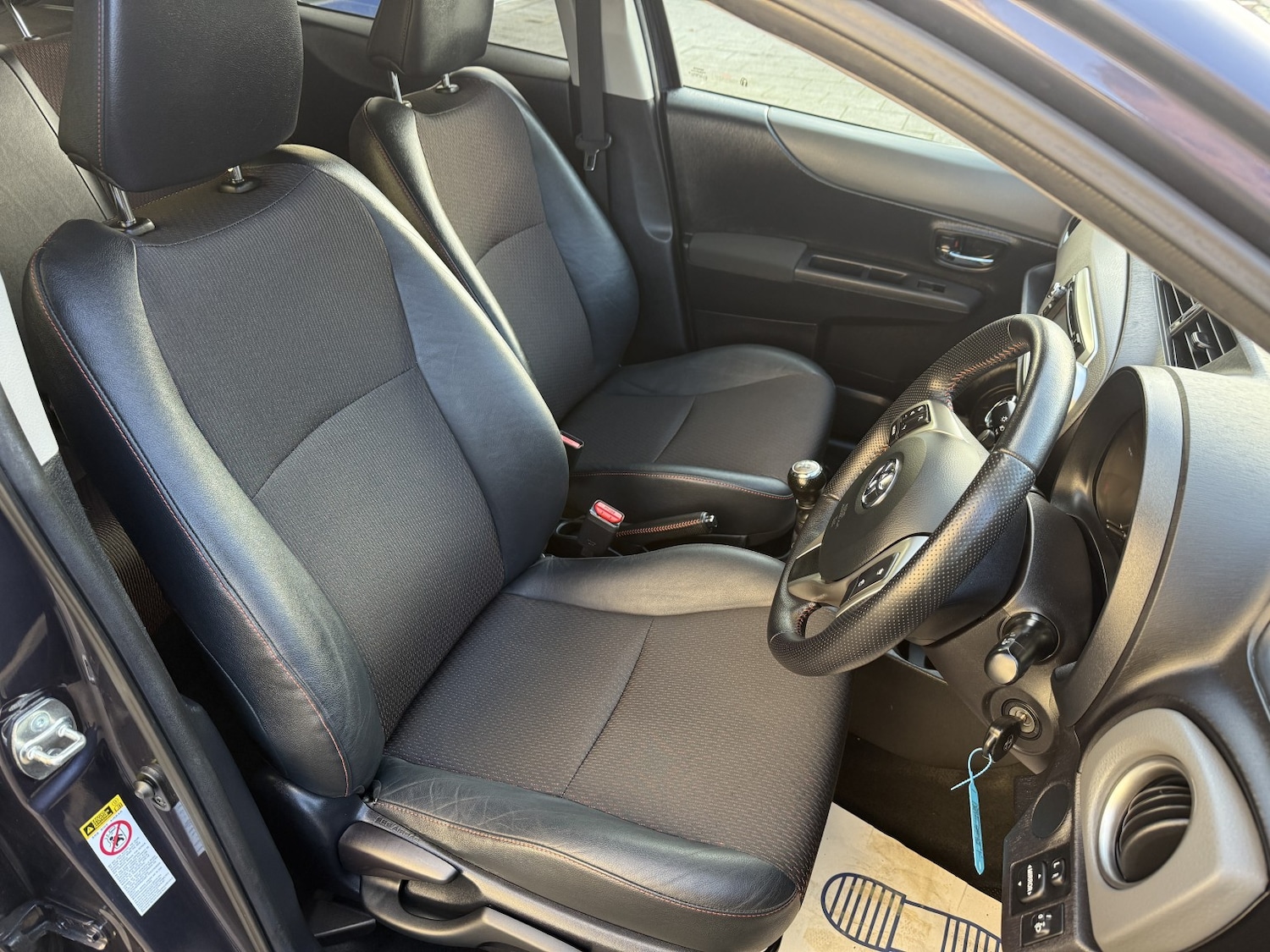 Used Toyota Yaris 2012 for sale - 76387343: Photo 8