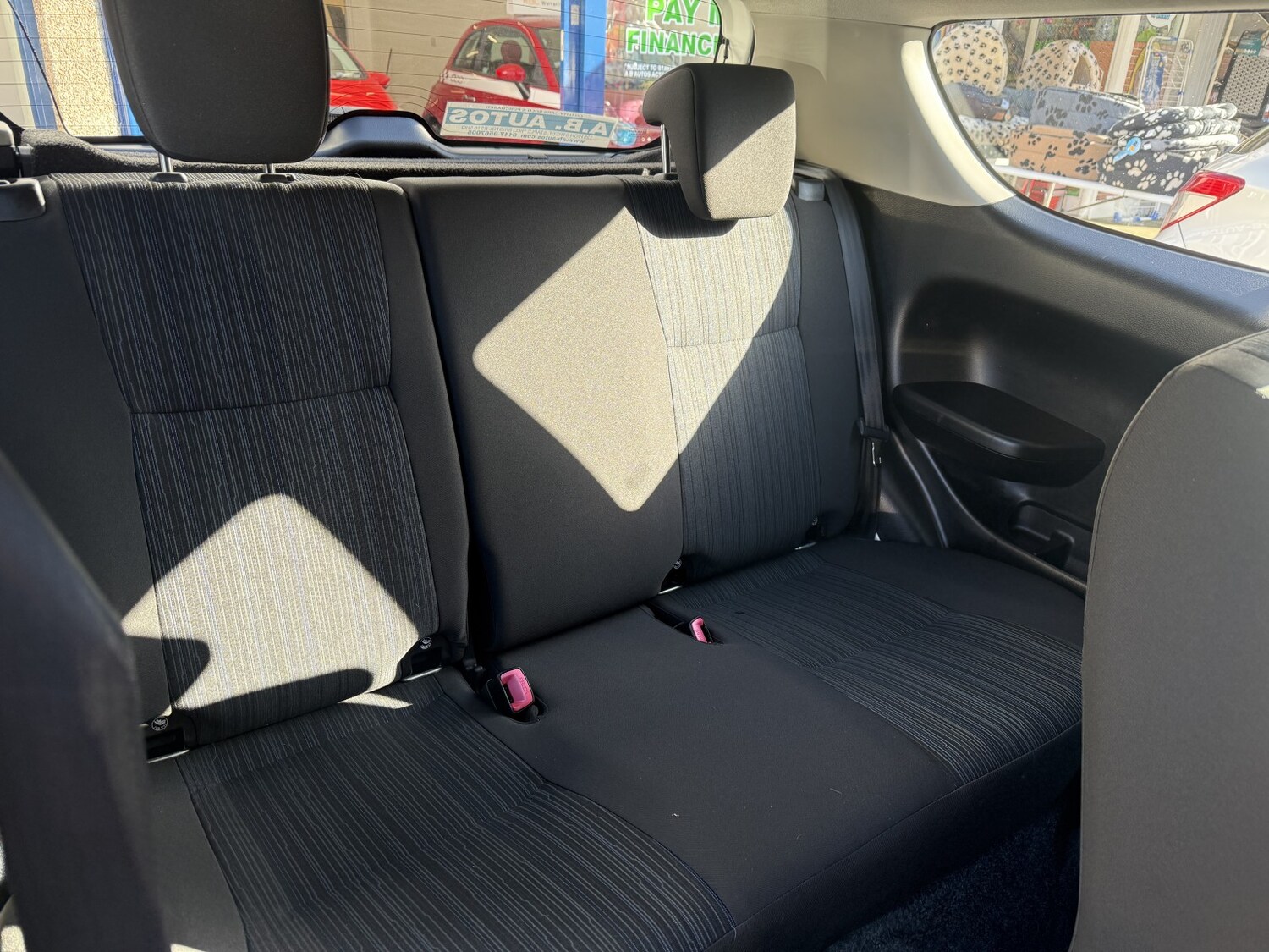 Used Suzuki Swift 2014 for sale - 77891604: Photo 10