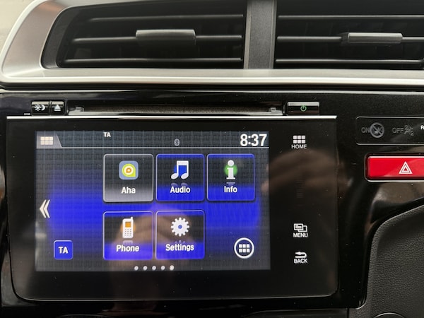Used Honda Jazz 2015 for sale - 76225302: Photo 12