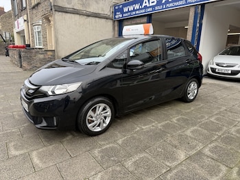 Used Honda Jazz 2015 for sale - 76225302: Photo 3