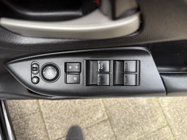Used Honda Jazz 2015 for sale - 76225302: Photo 9