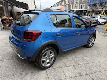 Used Dacia Sandero Stepway 2017 for sale - 78976355: Photo