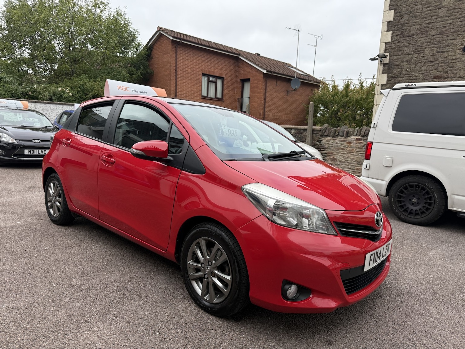 Used Toyota Yaris 2014 for sale - 76198182: Photo 1