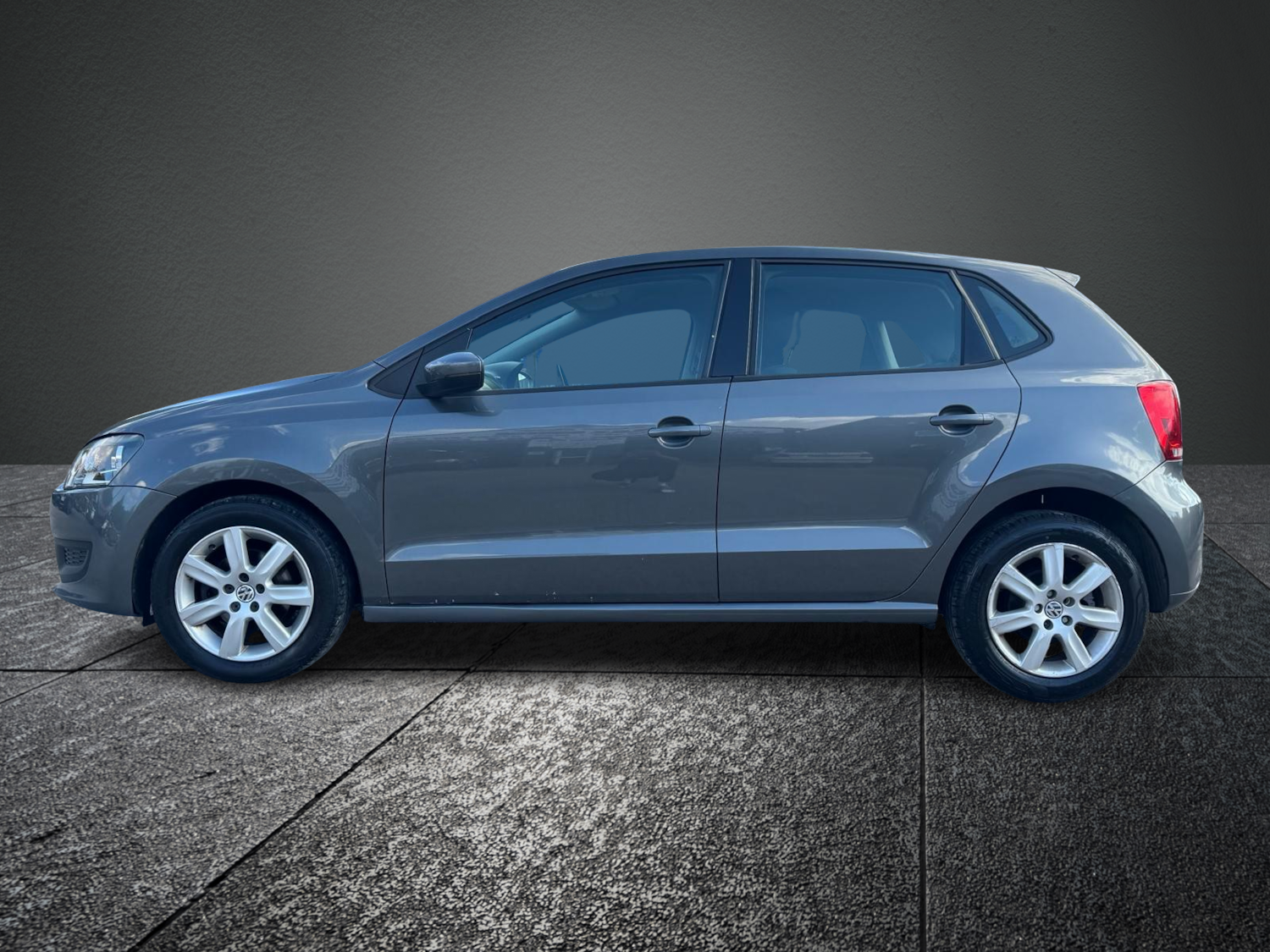 Used Volkswagen Polo 2010 for sale - 73753897: Photo 7