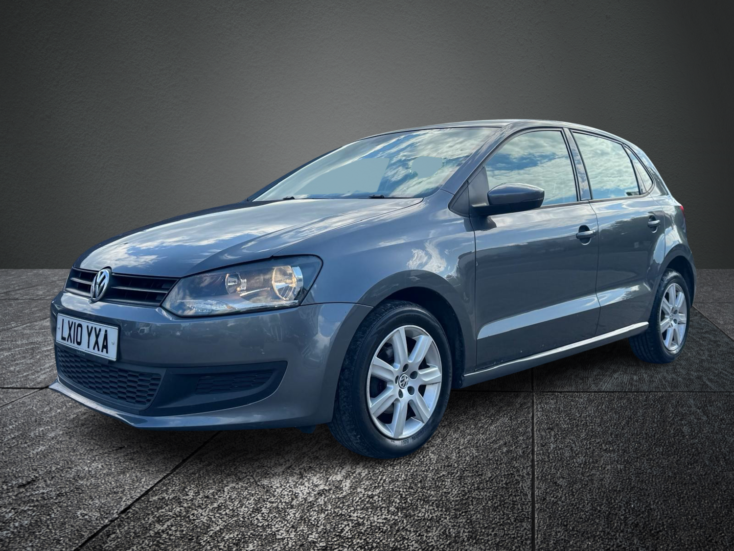 Used Volkswagen Polo 2010 for sale - 73753897: Photo 8