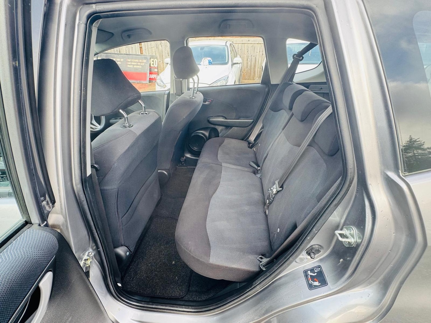 Used Honda Jazz 2009 for sale - 77323936: Photo 14