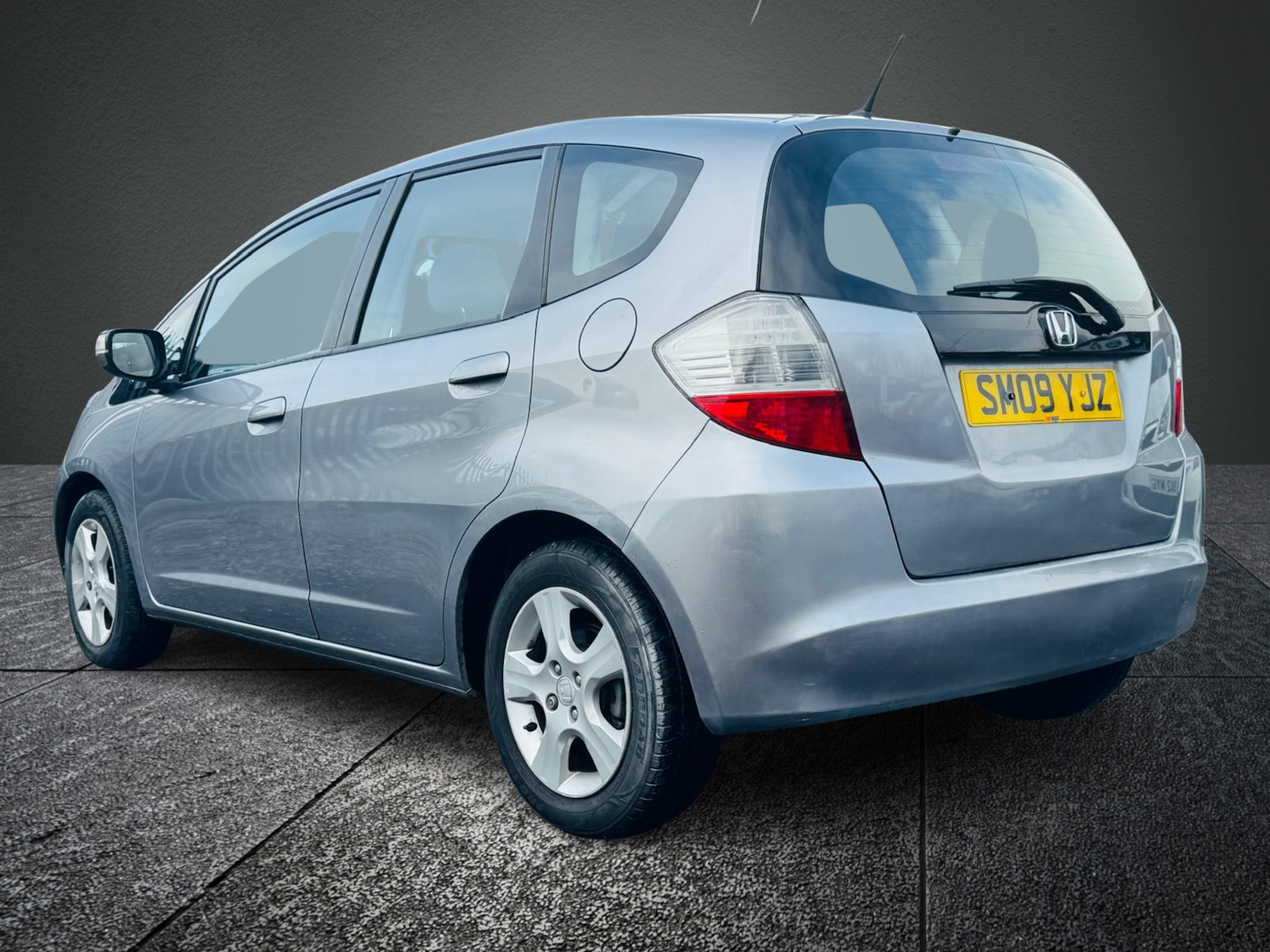 Used Honda Jazz 2009 for sale - 77323936: Photo 6