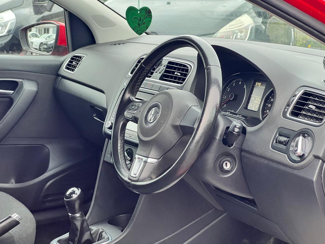 Used Volkswagen Polo 2014 for sale - 77484650: Photo 13