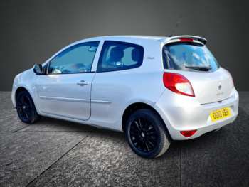 Used Renault Clio 2010 for sale - 69813963: Photo