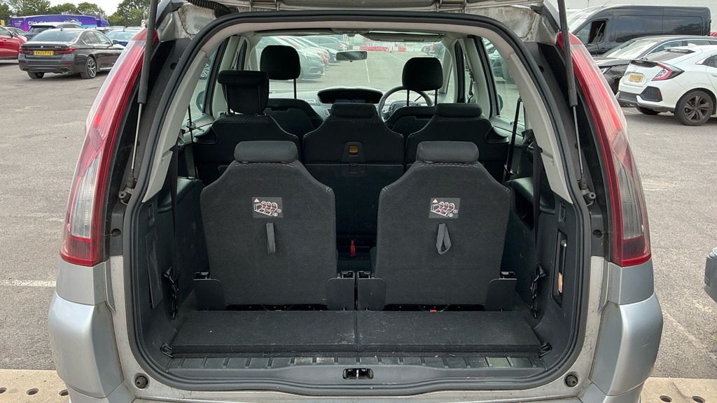 Used Citroen Grand C4 Picasso 2009 for sale - 75673718: Photo 5
