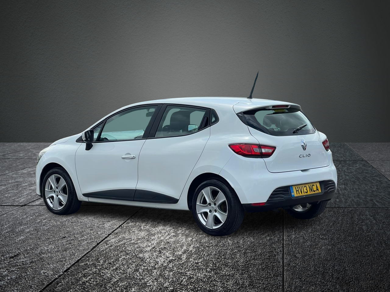 Used Renault Clio 2013 for sale - 77483793: Photo 5