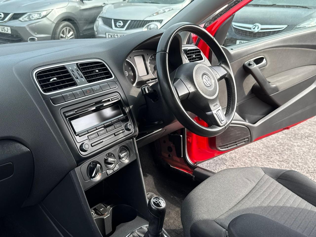 Used Volkswagen Polo 2012 for sale - 77483907: Photo 11