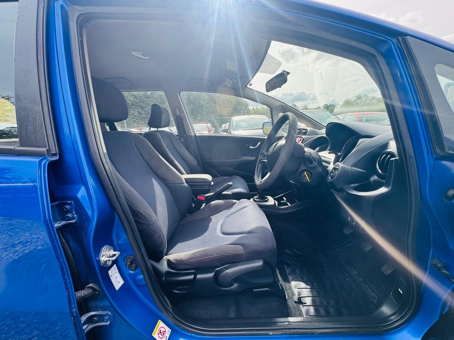 Used Honda Jazz 2011 for sale - 75598733: Photo 6